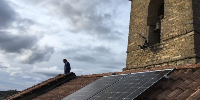 instalacion-fotovoltaica-autoconsumo-sistema-aerotermia